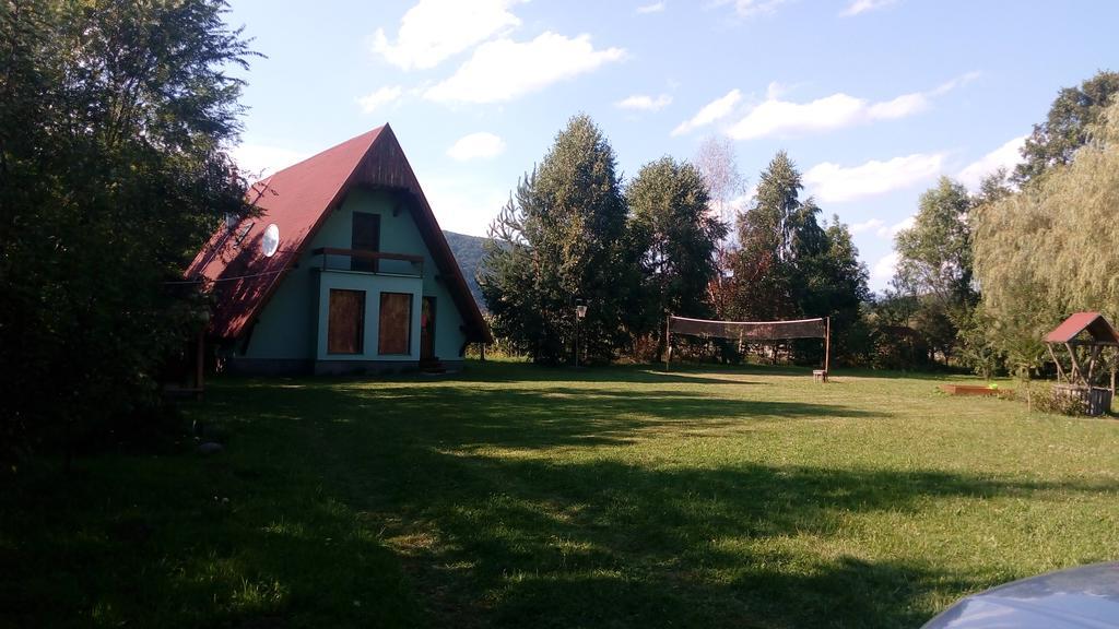 Vila Kamilla Kulcsoshaz Sub Cetate Exteriér fotografie