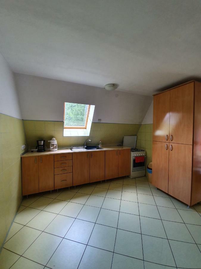 Vila Kamilla Kulcsoshaz Sub Cetate Exteriér fotografie