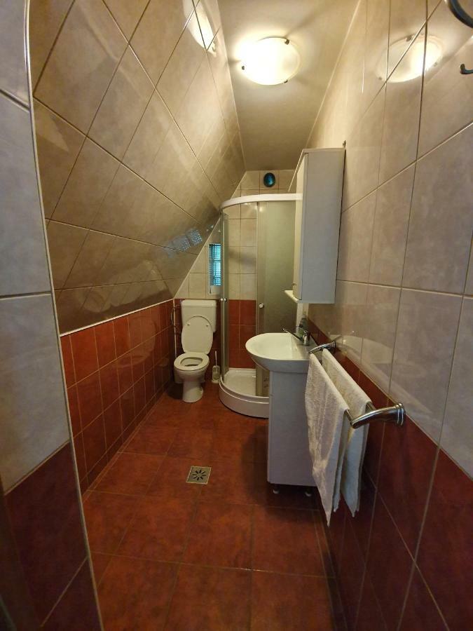 Vila Kamilla Kulcsoshaz Sub Cetate Exteriér fotografie