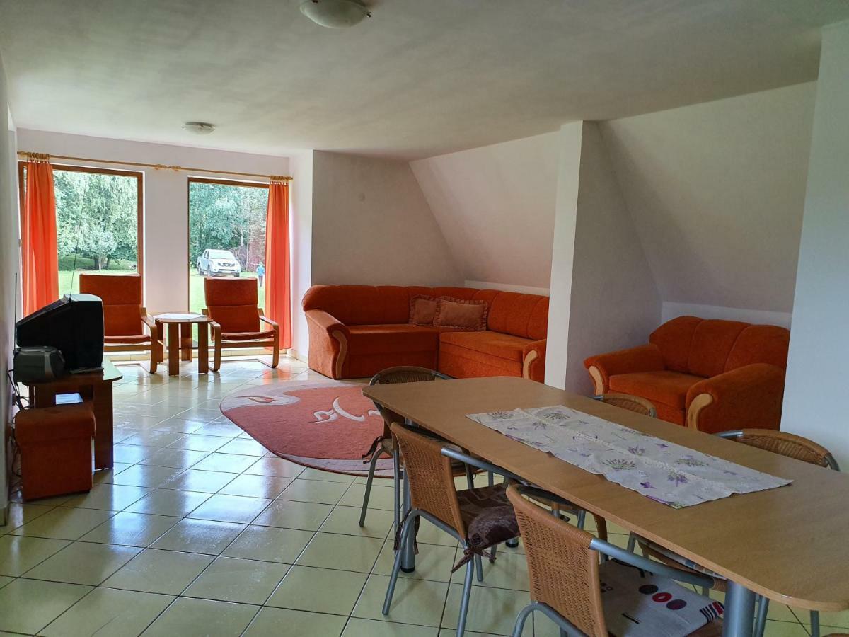 Vila Kamilla Kulcsoshaz Sub Cetate Exteriér fotografie