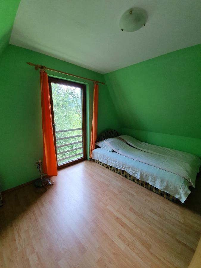 Vila Kamilla Kulcsoshaz Sub Cetate Exteriér fotografie
